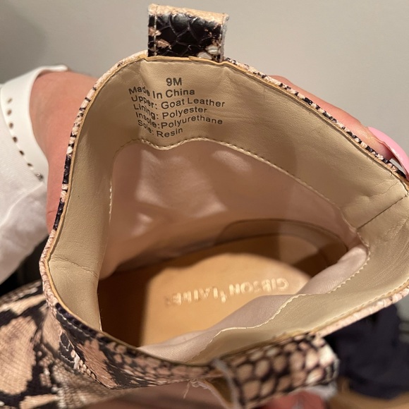 ‼️Like NEW Gibson Latimer Snake Print Booties - Picture 7 of 7